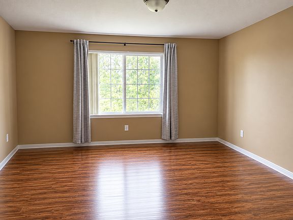 4th image of 1916 White Ave APT 202