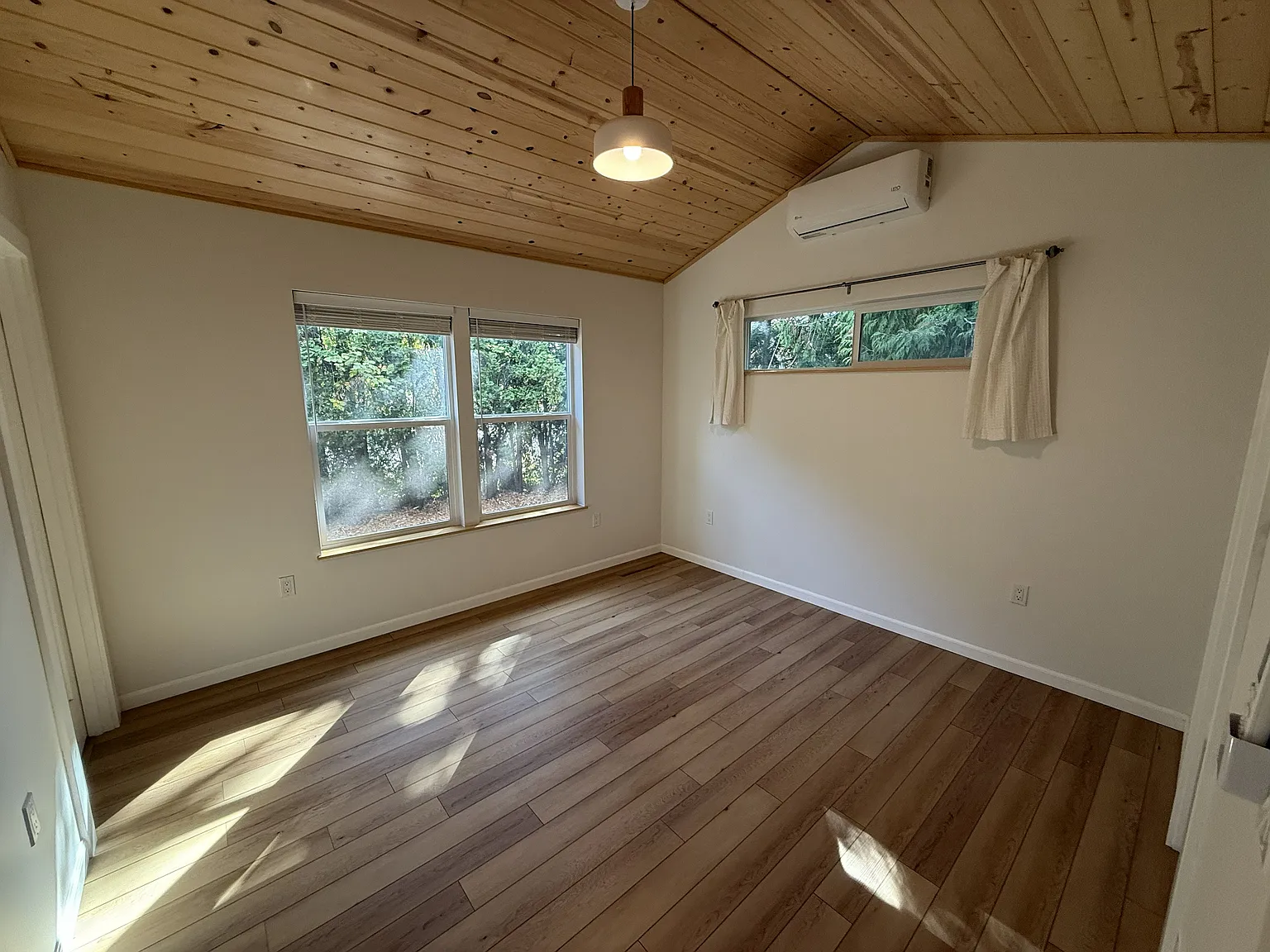 3 bed, 1610 sqft, $2,795 — Photo 4