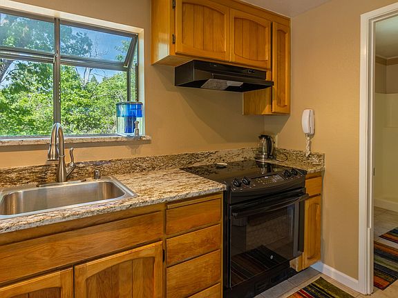 2nd image of 6244 Green View Ct