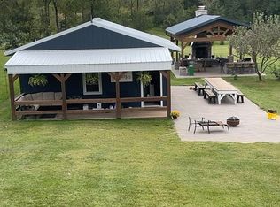 1627 Desert Dr, New Albin, IA 52160