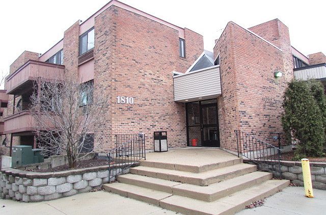1st image of 1810 Hemlock Pl APT 208