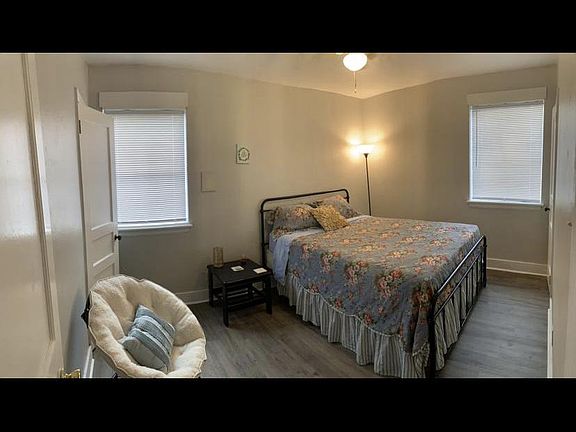 4th image of 814 Crawford Ave APT D