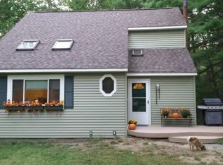 10 David Dr, Hudson, NH 03051