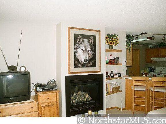 3rd image of 4035 Wilshire Circle