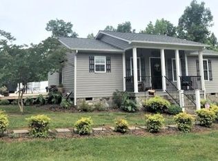 869 Gold Hill Rd, Asheboro, NC 27203