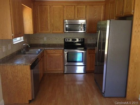2nd image of 505 Central Dr