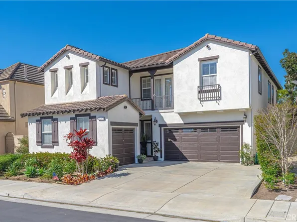 18571 Amalia Ln, Huntington Beach, CA 92648