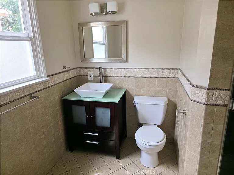5339 Veloz Ave — Photo 16