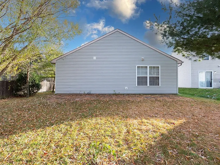 11968 Locus Ln — Photo 26