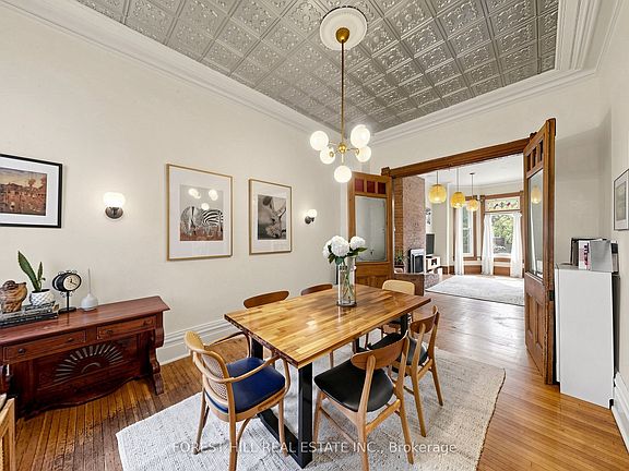 2nd image of 58 Nassau St