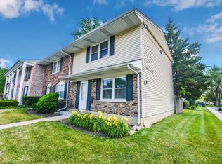 1663 McKool Ave, Streamwood, IL 60107
