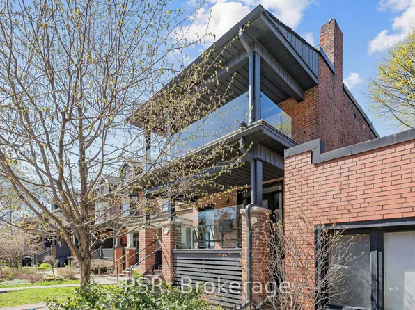 54A Galley Ave #B, Toronto, ON M6R 1G8