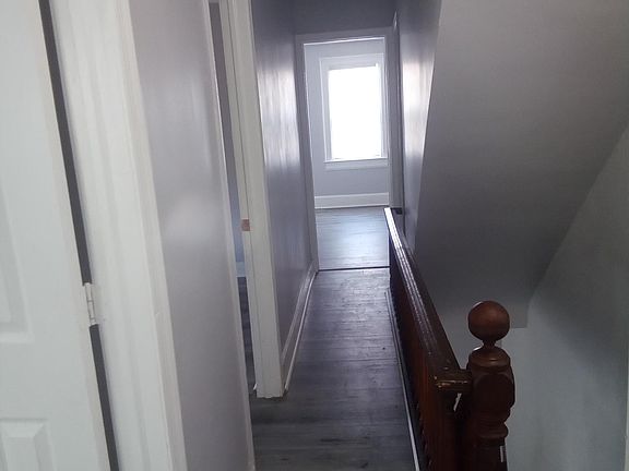 3rd image of 124 Crown Ave