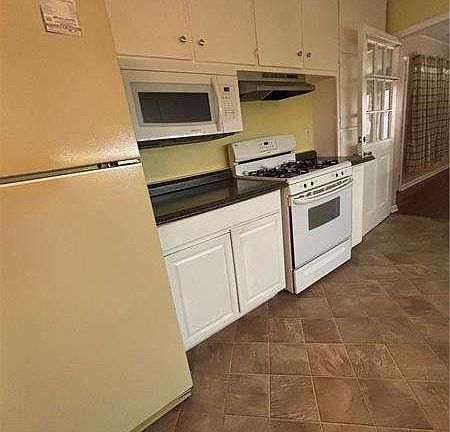 5th image of 5055 Crowe Dr SE