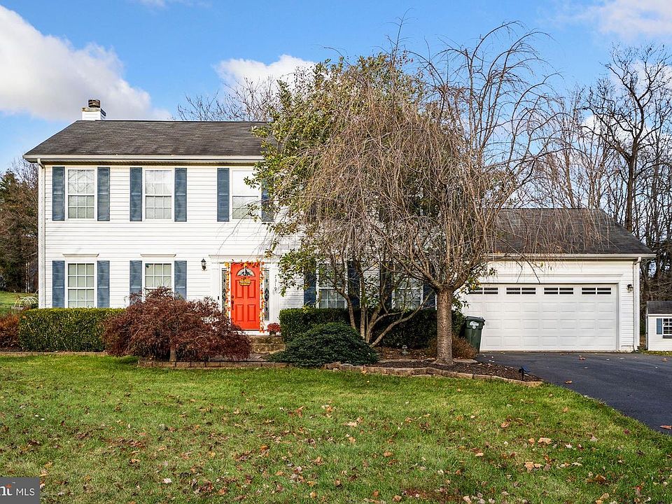 1st image of 7319 Mosby Dr