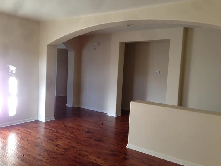 5005 Beach Wood Dr — Photo 4