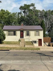 1126 8th St NW, Minot, ND, 58703