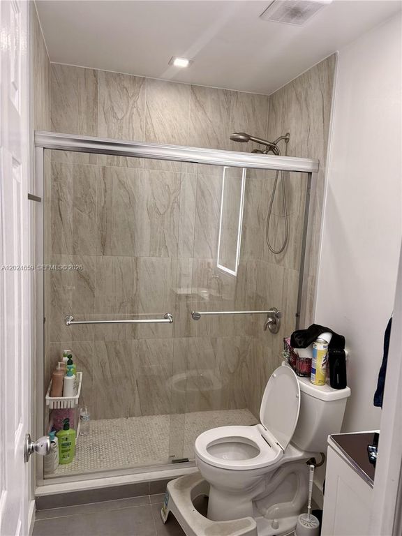 344 SW 1st St APT 9, photo 9