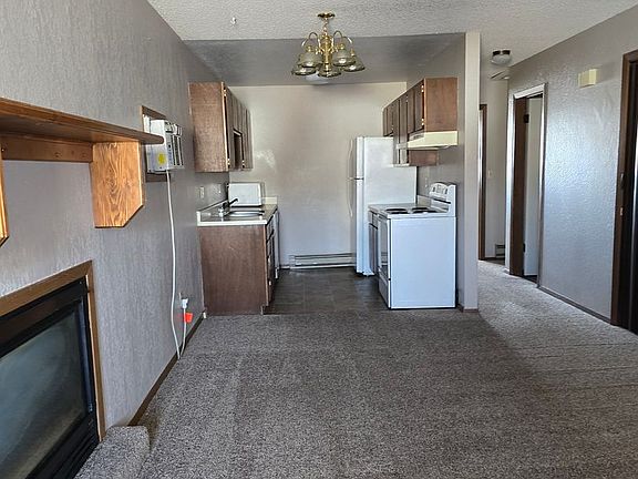 3rd image of 2411 S McKinley St APT B