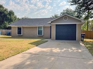710 Southwood Dr, Athens, TX 75751