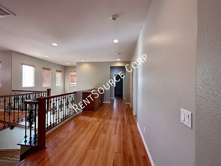 28479 Falcon Crest Dr — Photo 26