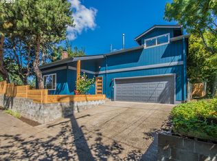 711 SE Rhone St, Portland, OR 97202