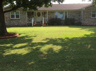 1300 Stokelan Dr, Malden, MO 63863