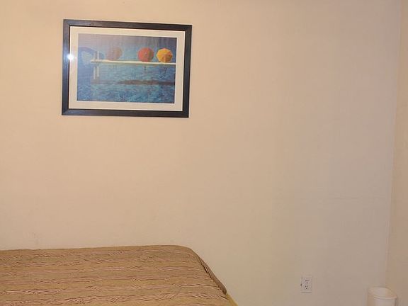 5th image of 2444 Inverness Dr