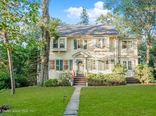 239 Douglas Rd, Staten Island, NY 10304