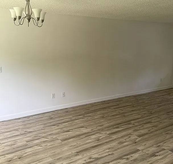1418 Paley Cir SE — Photo 11