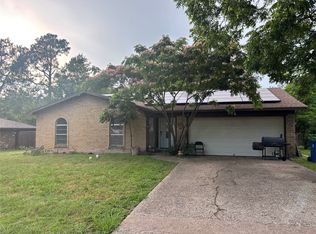 3704 Northpark Dr, Corsicana, TX 75110