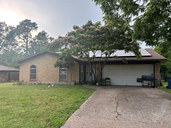 3704 Northpark Dr, Corsicana, TX 75110