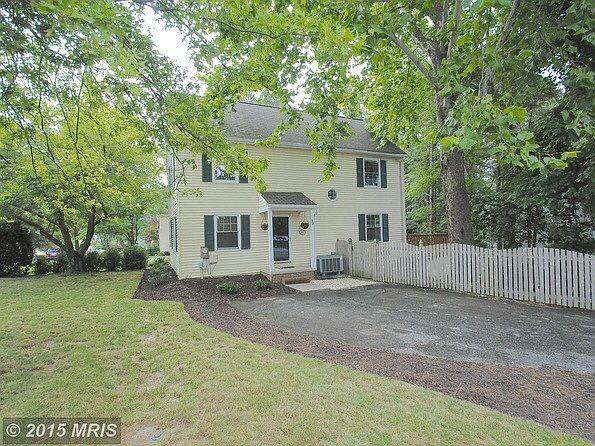 1st image of 99 Stratford Dr