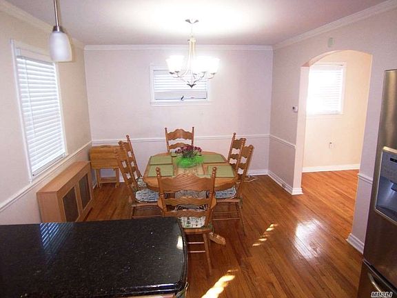 3rd image of 8031 208th St