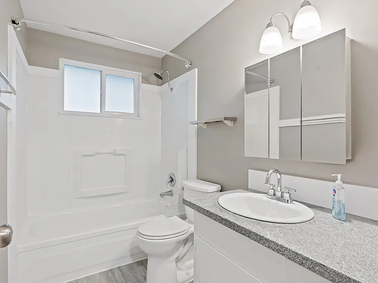 5220 SE Francis St — Photo 8