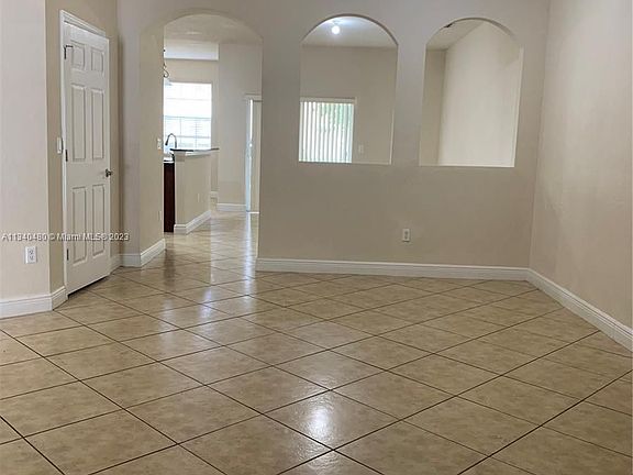 4th image of 9057 Preston Pl #0
