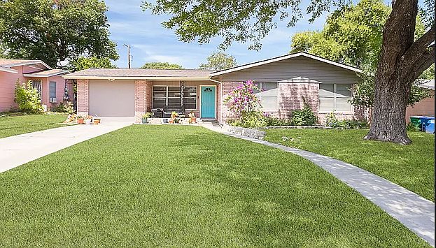 1st image of 423 Senova Dr