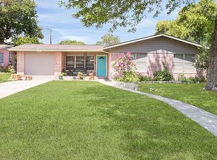 423 Senova Dr, San Antonio, TX 78216