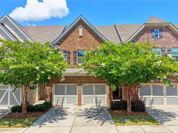 1246 Foxcroft Ln, Cumming, GA 30041