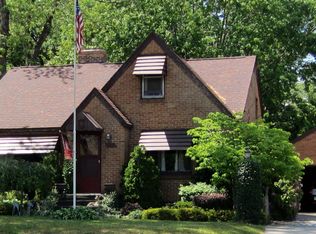 1918 Lake Ave, North Muskegon, MI 49445