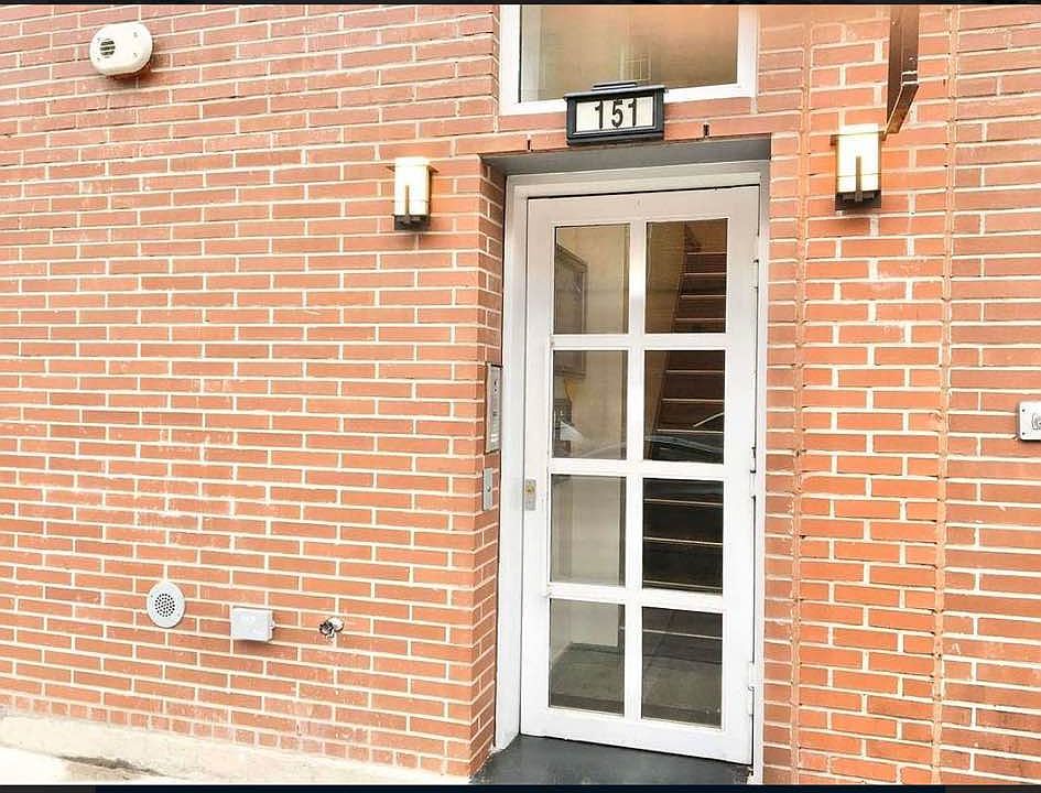 1st image of 1711 Lexington Ave #3