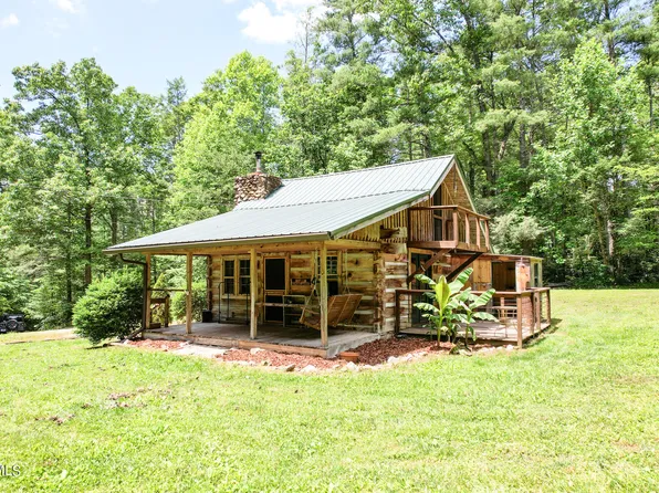 5 Davis Ln, Chuckey, TN 37641