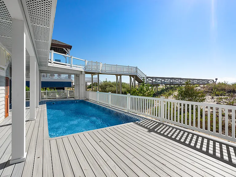 695 Dune Rd — Photo 21