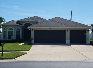 1826 Canoe Dr, Lutz, FL 33559