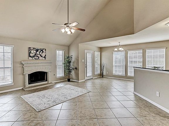 2nd image of 2305 Canyon Springs Dr