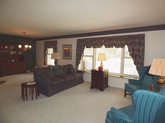 3rd image of 6439 Seminole Dr