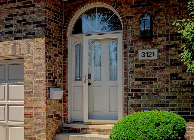 3 bed, 3300 sqft, $3,750 — Photo 3