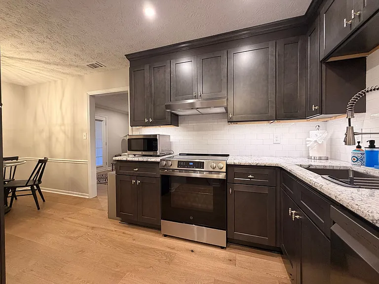 174 Talmadge St #14 — Photo 7