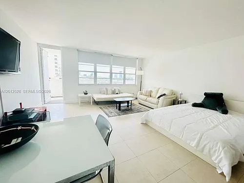 100 Lincoln Rd #1009 Photo 1
