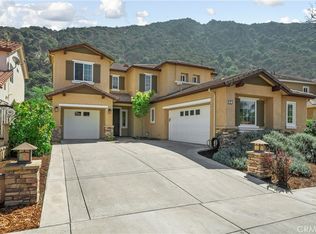 22 River Rock Ct, Azusa, CA 91702